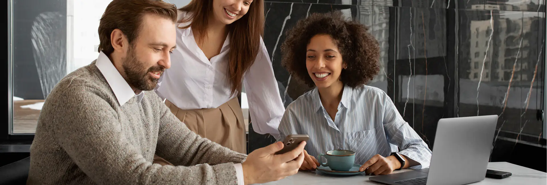 Layout adaptável para diferentes dispositivos